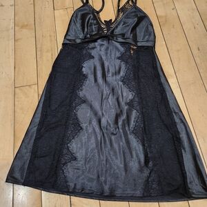Elegant Black Lace Nightgown